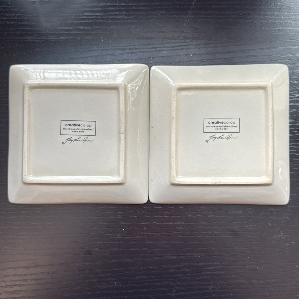 Creative Co-Op Elegant Square Plate Set - Picture 5 of 6